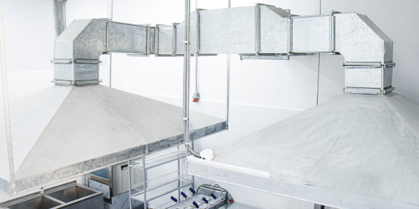 Limpiezas de Conductos de Extracción y Ventilación Granja de Rocamora · Cocina de Hoteles